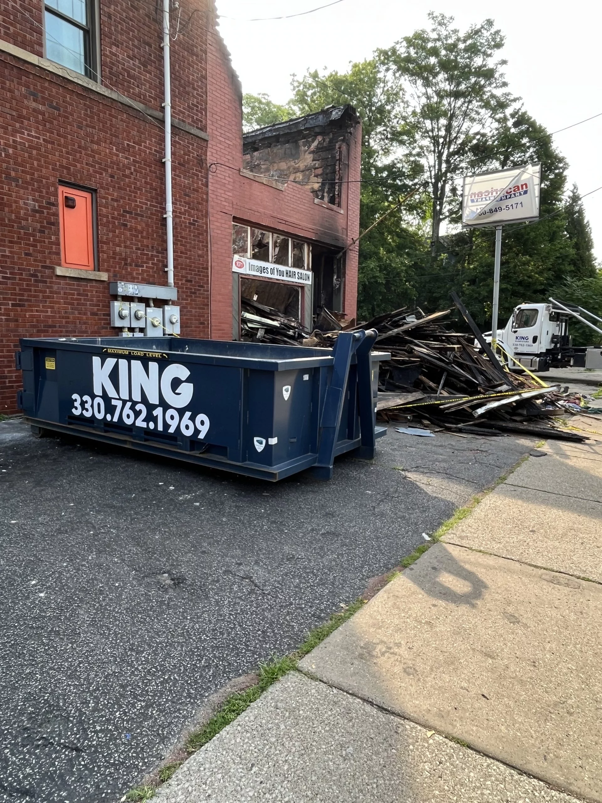 Roll off dumpster in Uniontown
